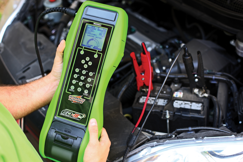 أهمية فحص السيارة قبل السفر لمسافات طويلة